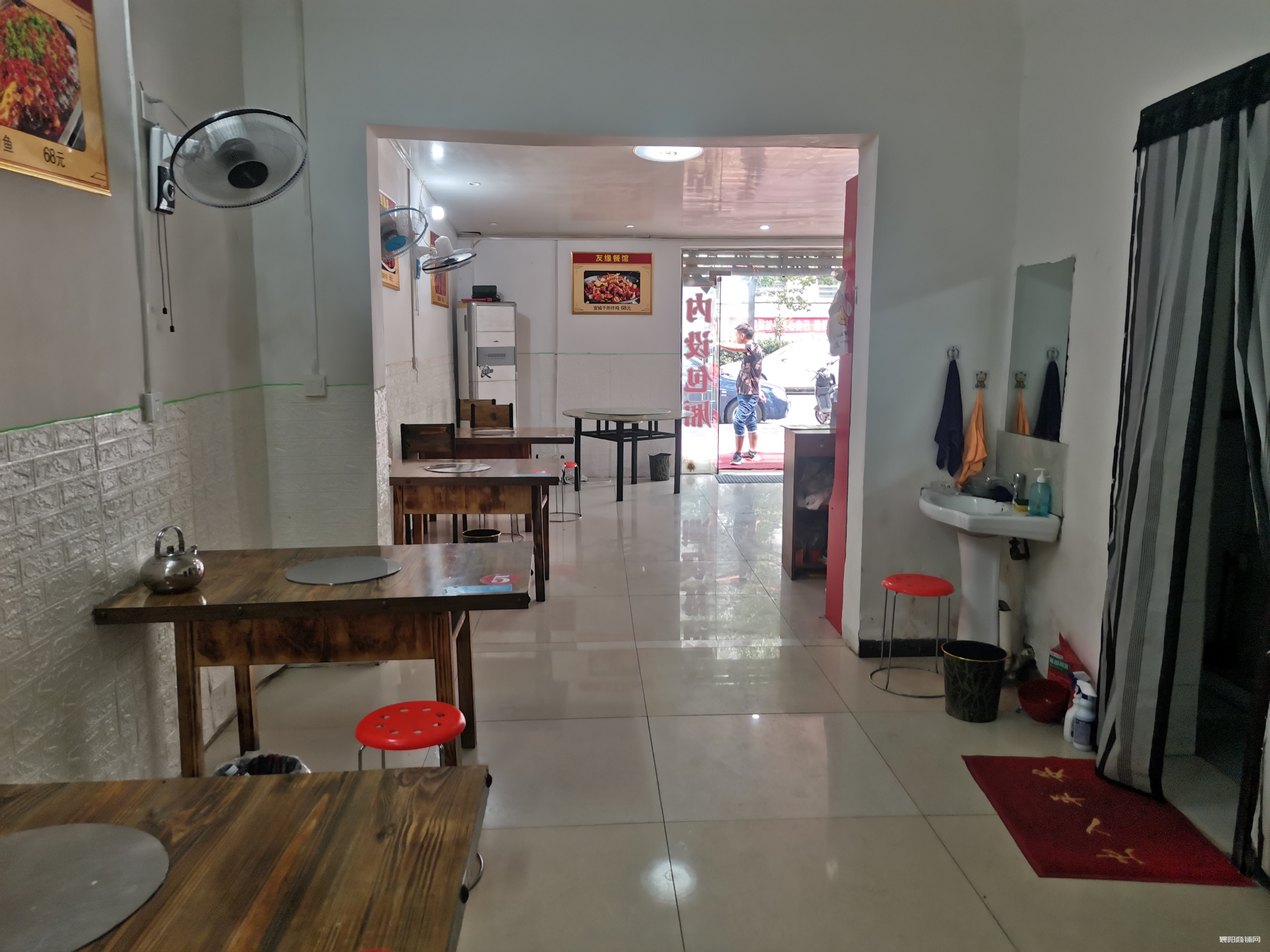 樊城江山南路80平双门头店铺转让